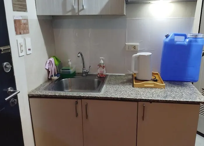 Apartment 2-br Cozy 200mbpsfiberwifi/netflix/pool/wfh *